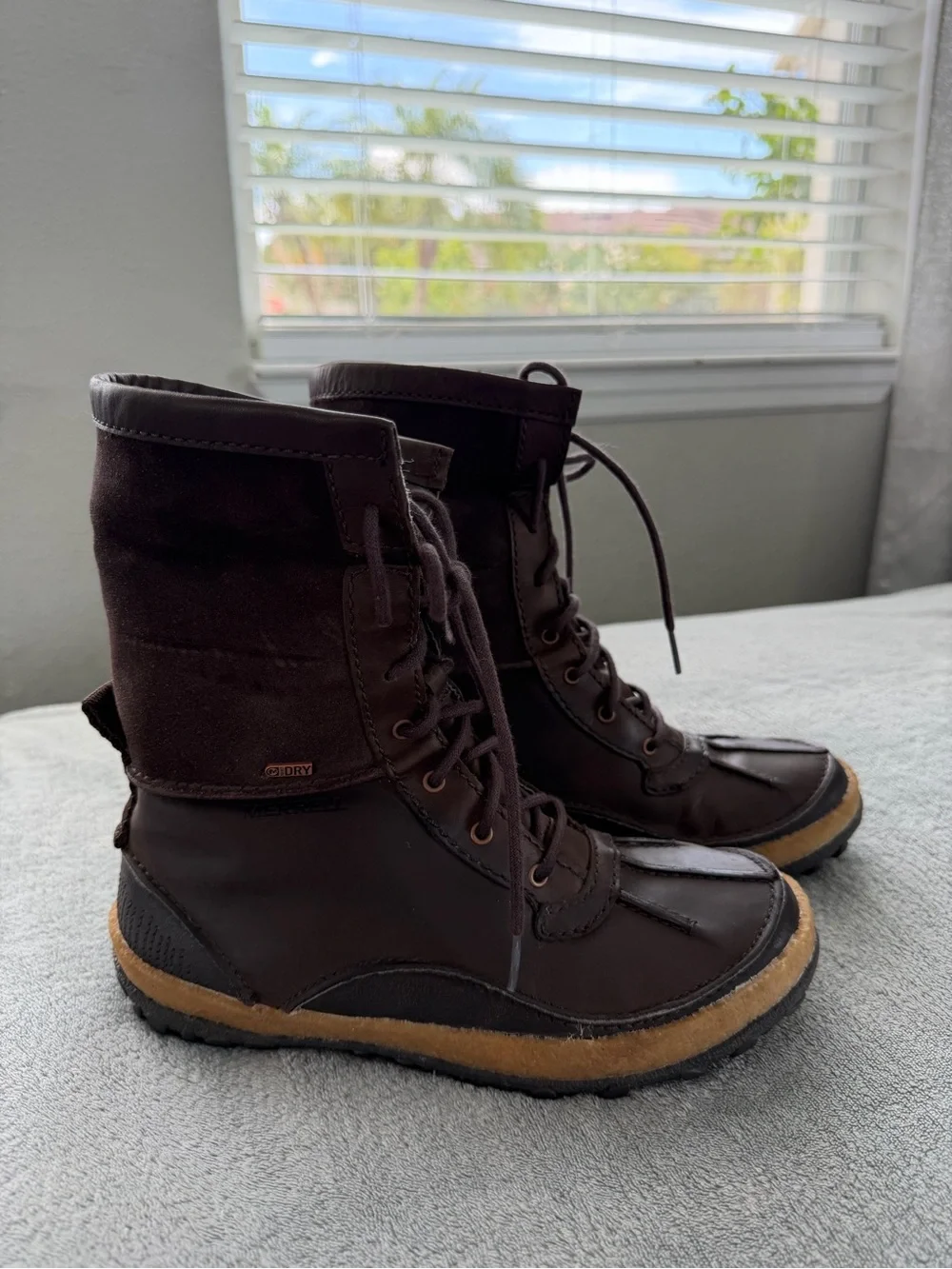 Merrell Brown Lace-Up Waterproof Winter Boot with Cream Faux-Fur Collar